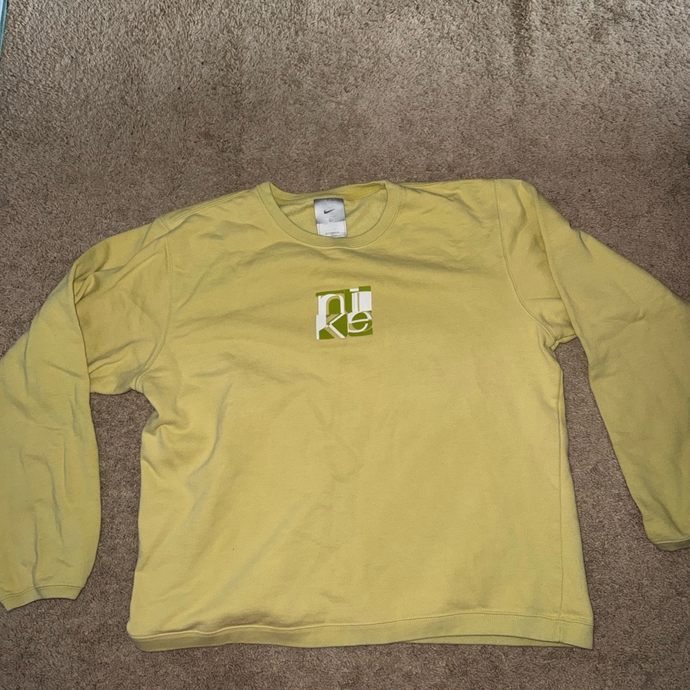 Women’s Nike Crew Neck